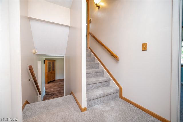814 Illinois Avenue, Mcdonald, OH 44437
