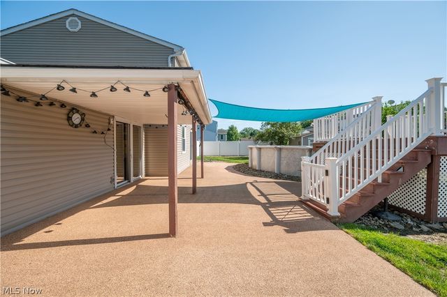 814 Illinois Avenue, Mcdonald, OH 44437