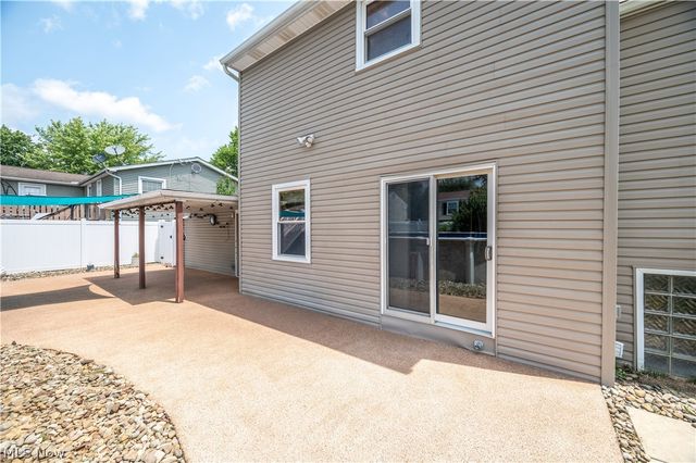 814 Illinois Avenue, Mcdonald, OH 44437