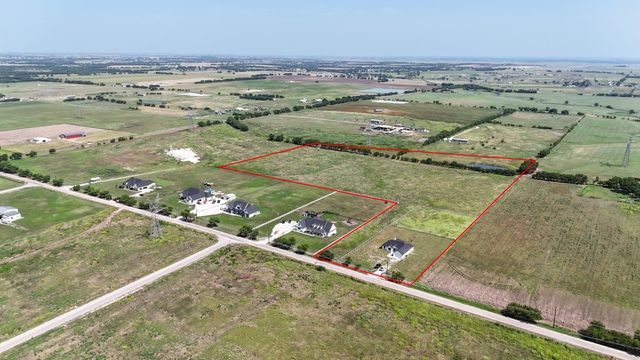 12480 Doyle Road, Krum, TX 76249