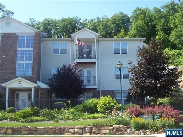 75 Mountainview Court, Riverdale Borough, NJ 07457