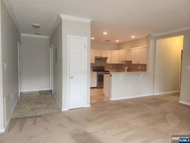 75 Mountainview Court, Riverdale Borough, NJ 07457