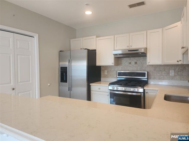 75 Mountainview Court, Riverdale Borough, NJ 07457