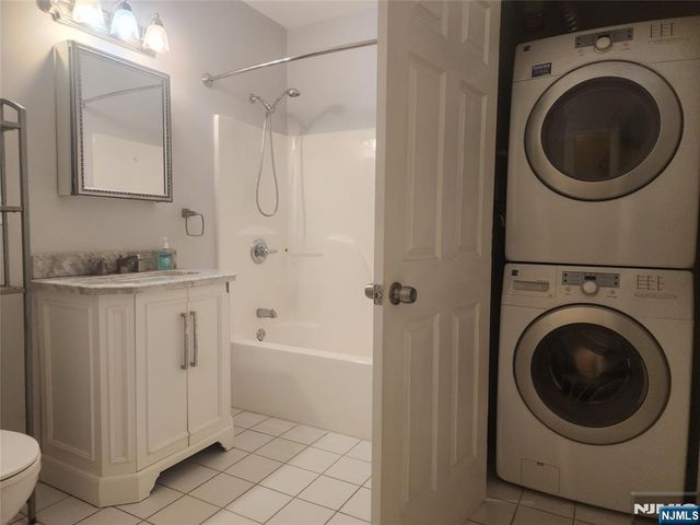 75 Mountainview Court, Riverdale Borough, NJ 07457
