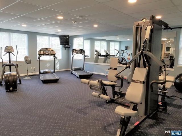 75 Mountainview Court, Riverdale Borough, NJ 07457