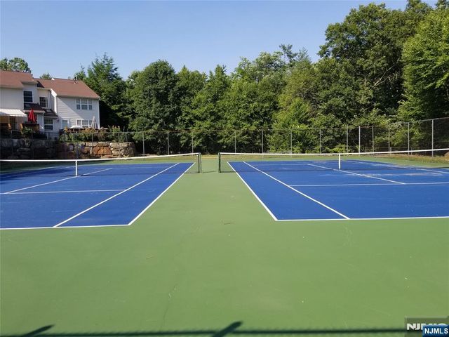 75 Mountainview Court, Riverdale Borough, NJ 07457
