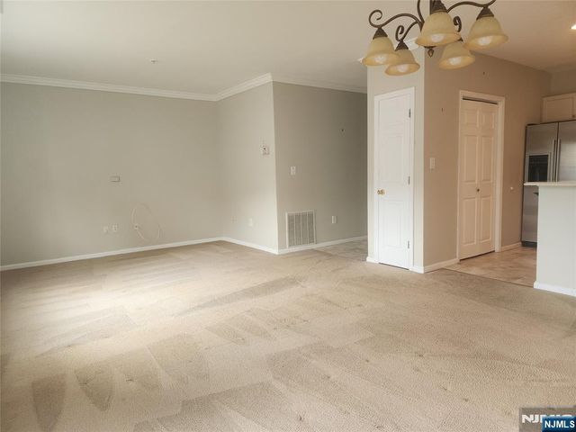 75 Mountainview Court, Riverdale Borough, NJ 07457