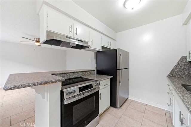 912 Gladys Ave., Long Beach, CA 90804