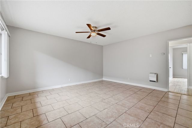 912 Gladys Ave., Long Beach, CA 90804