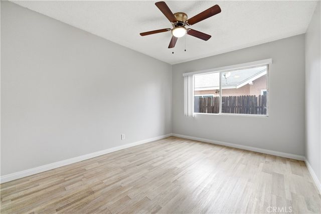 912 Gladys Ave., Long Beach, CA 90804