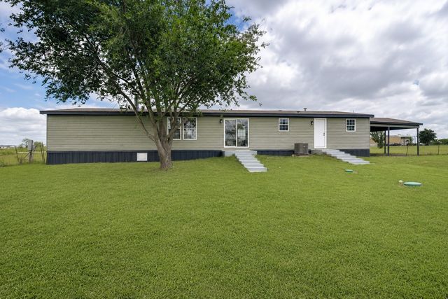 6168 Armadillo Drive, Kemp, TX 75143