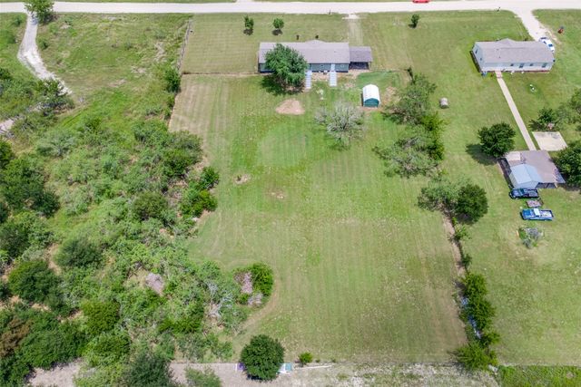 6168 Armadillo Drive, Kemp, TX 75143