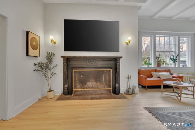 156 Hamilton Avenue, Watertown, CT 06795