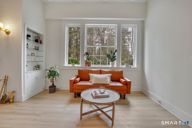 156 Hamilton Avenue, Watertown, CT 06795