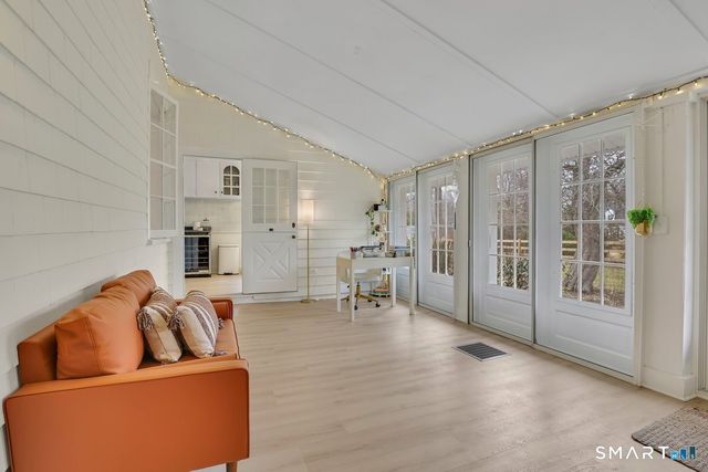 156 Hamilton Avenue, Watertown, CT 06795