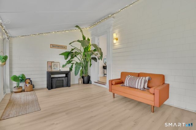 156 Hamilton Avenue, Watertown, CT 06795