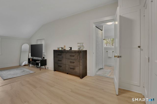 156 Hamilton Avenue, Watertown, CT 06795