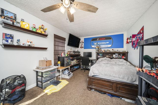 200 Buckboard Lane, Plain City, OH 43064