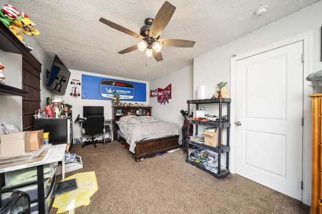 200 Buckboard Lane, Plain City, OH 43064