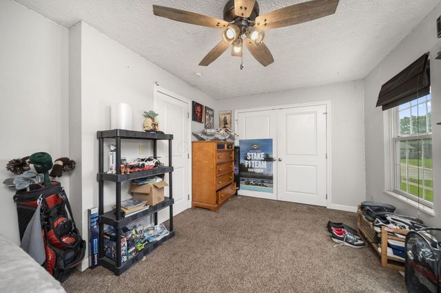 200 Buckboard Lane, Plain City, OH 43064