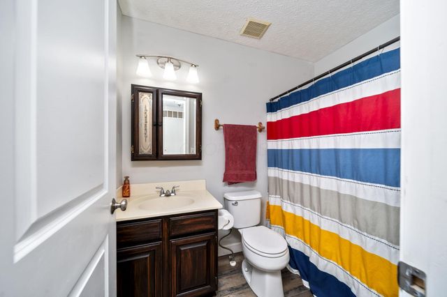 200 Buckboard Lane, Plain City, OH 43064