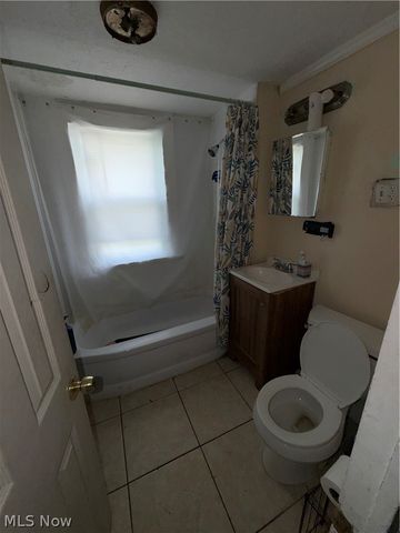 2028 W 104th Street, Cleveland, OH 44102