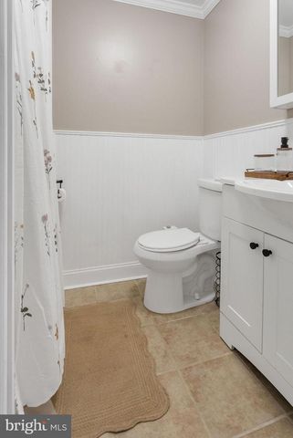 2478 CROLL SCHOOL RD, York, PA 17403