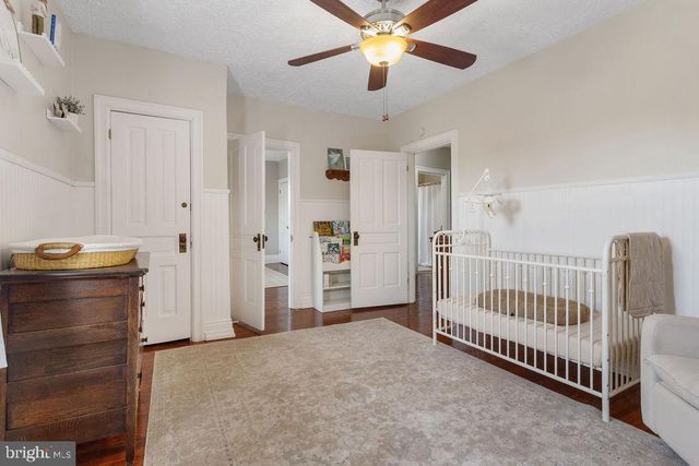 2478 CROLL SCHOOL RD, York, PA 17403