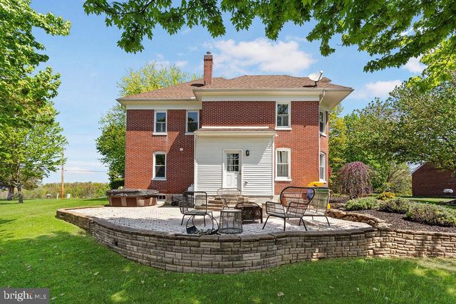 2478 CROLL SCHOOL RD, York, PA 17403