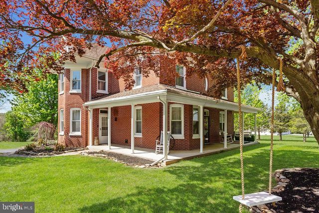 2478 CROLL SCHOOL RD, York, PA 17403