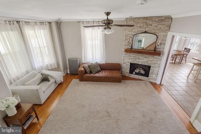 2478 CROLL SCHOOL RD, York, PA 17403