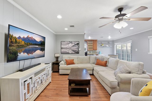 7322 Tall Pines Drive, Houston, TX 77088