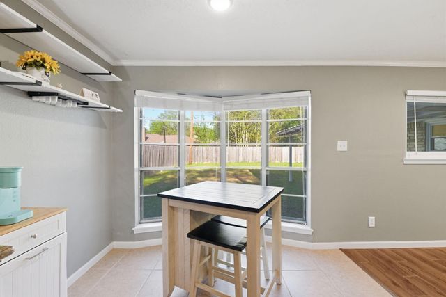 7322 Tall Pines Drive, Houston, TX 77088