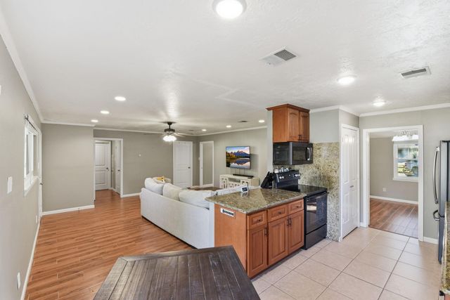 7322 Tall Pines Drive, Houston, TX 77088