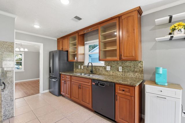 7322 Tall Pines Drive, Houston, TX 77088