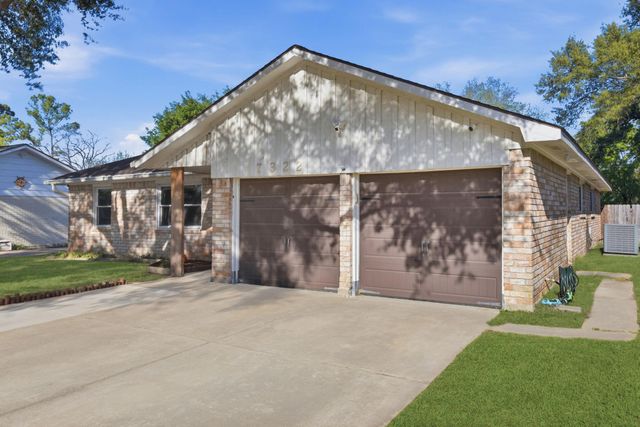7322 Tall Pines Drive, Houston, TX 77088