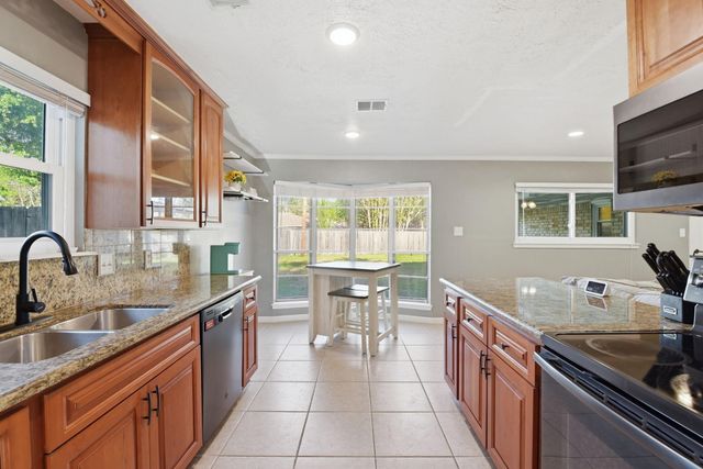 7322 Tall Pines Drive, Houston, TX 77088