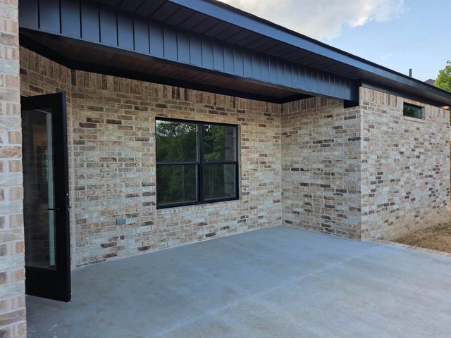81 Summer Sky Drive, Greenbrier, AR 72058