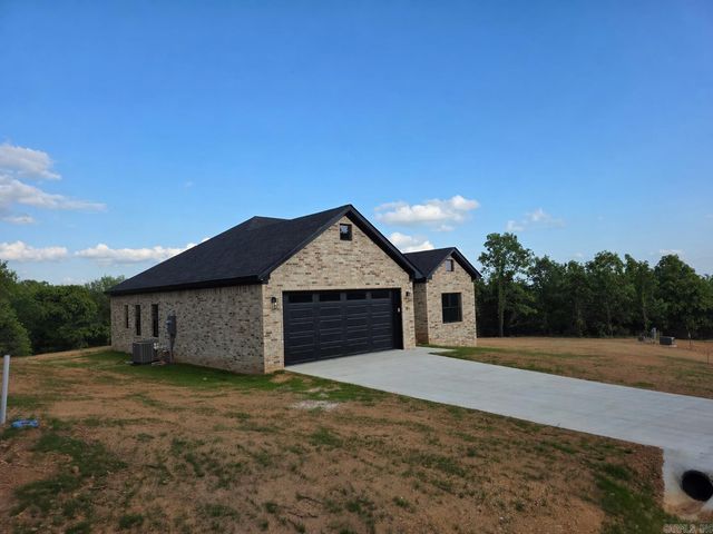 81 Summer Sky Drive, Greenbrier, AR 72058