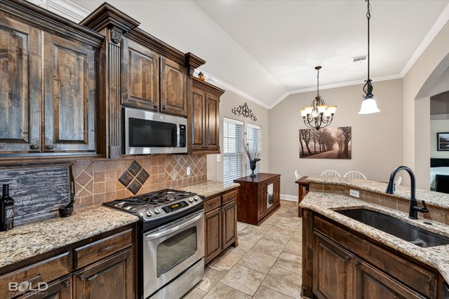 1813 Wild Rose, Bossier City, LA 71112