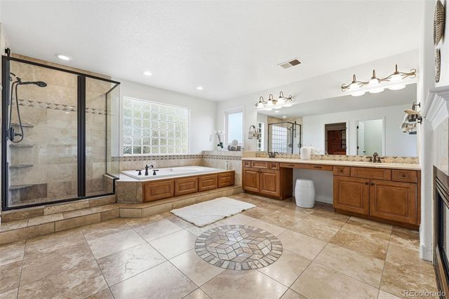 7086 Esperanza Drive, Castle Pines, CO 80108