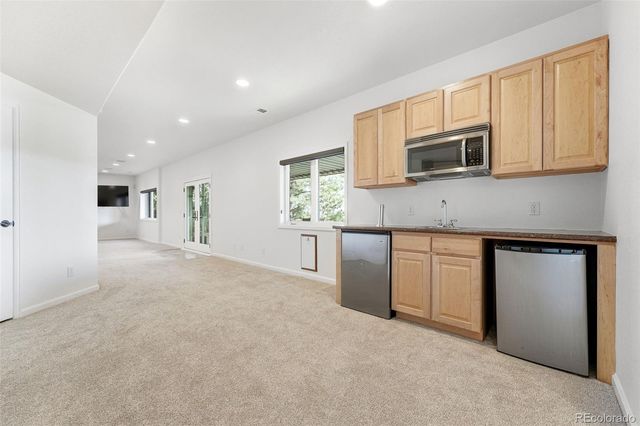 7086 Esperanza Drive, Castle Pines, CO 80108