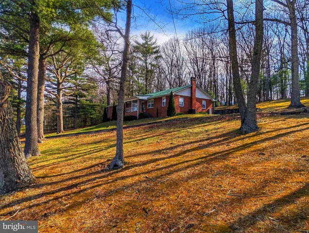 1892 MILK AND WATER N, Everett, PA 15537