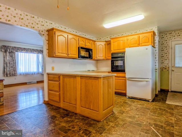 1892 MILK AND WATER N, Everett, PA 15537