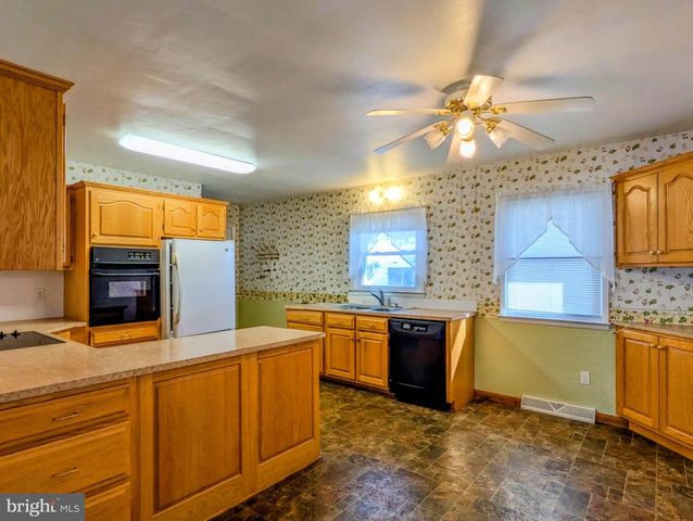 1892 MILK AND WATER N, Everett, PA 15537