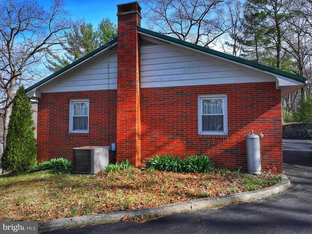 1892 MILK AND WATER N, Everett, PA 15537