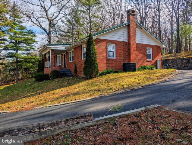 1892 MILK AND WATER N, Everett, PA 15537