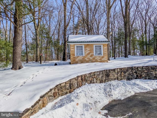 1892 MILK AND WATER N, Everett, PA 15537