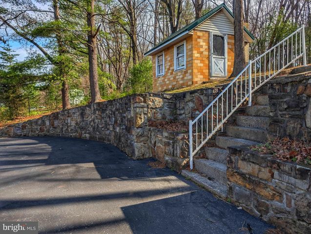 1892 MILK AND WATER N, Everett, PA 15537