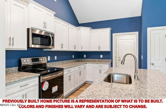 13 N High Point Road, Southport, NC 28461